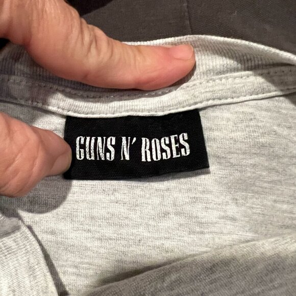 AC/DC Guns‎ N Roses T-Shirts Cotton Gray Mens Medium (2 Shirts) Classic Rock - Picture 4 of 9